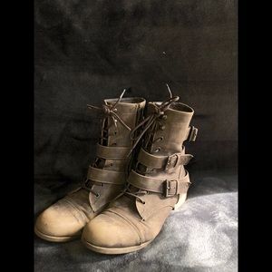 Women’s Boots